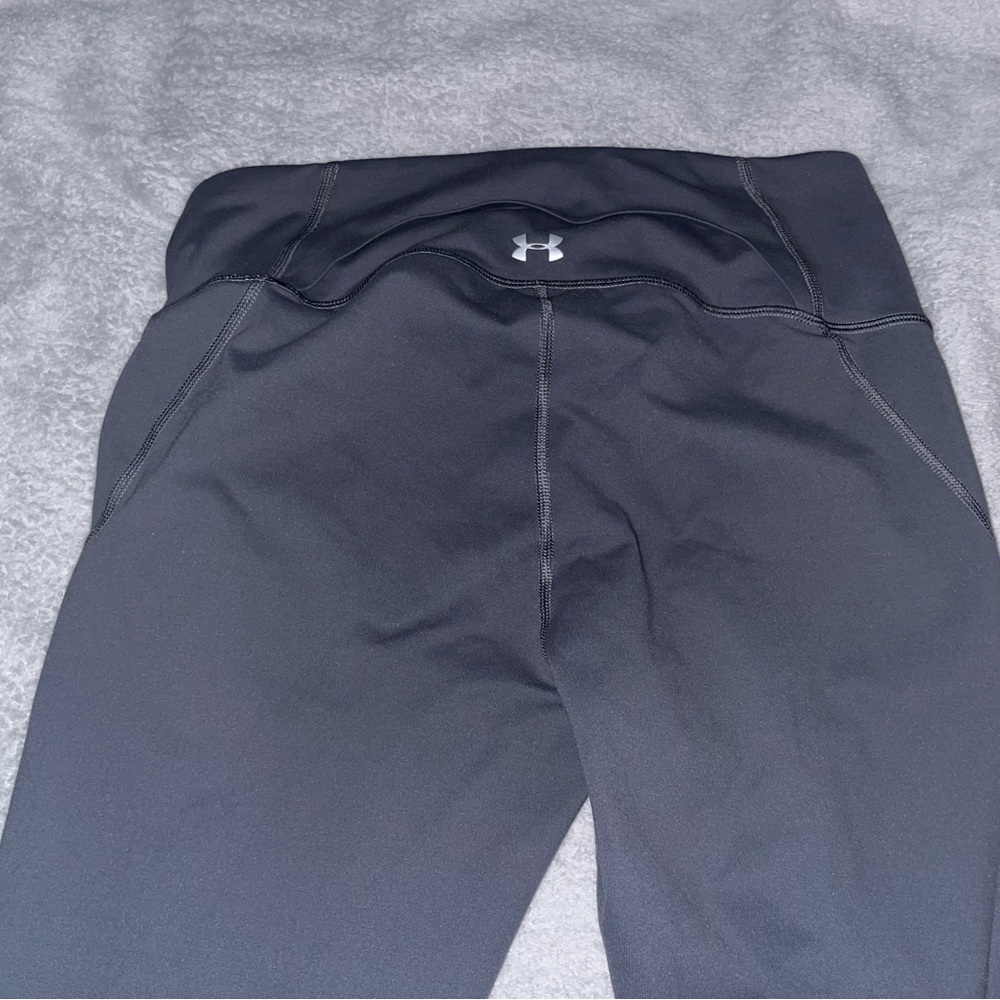 Under armour 3/4 length high waisted leggings
